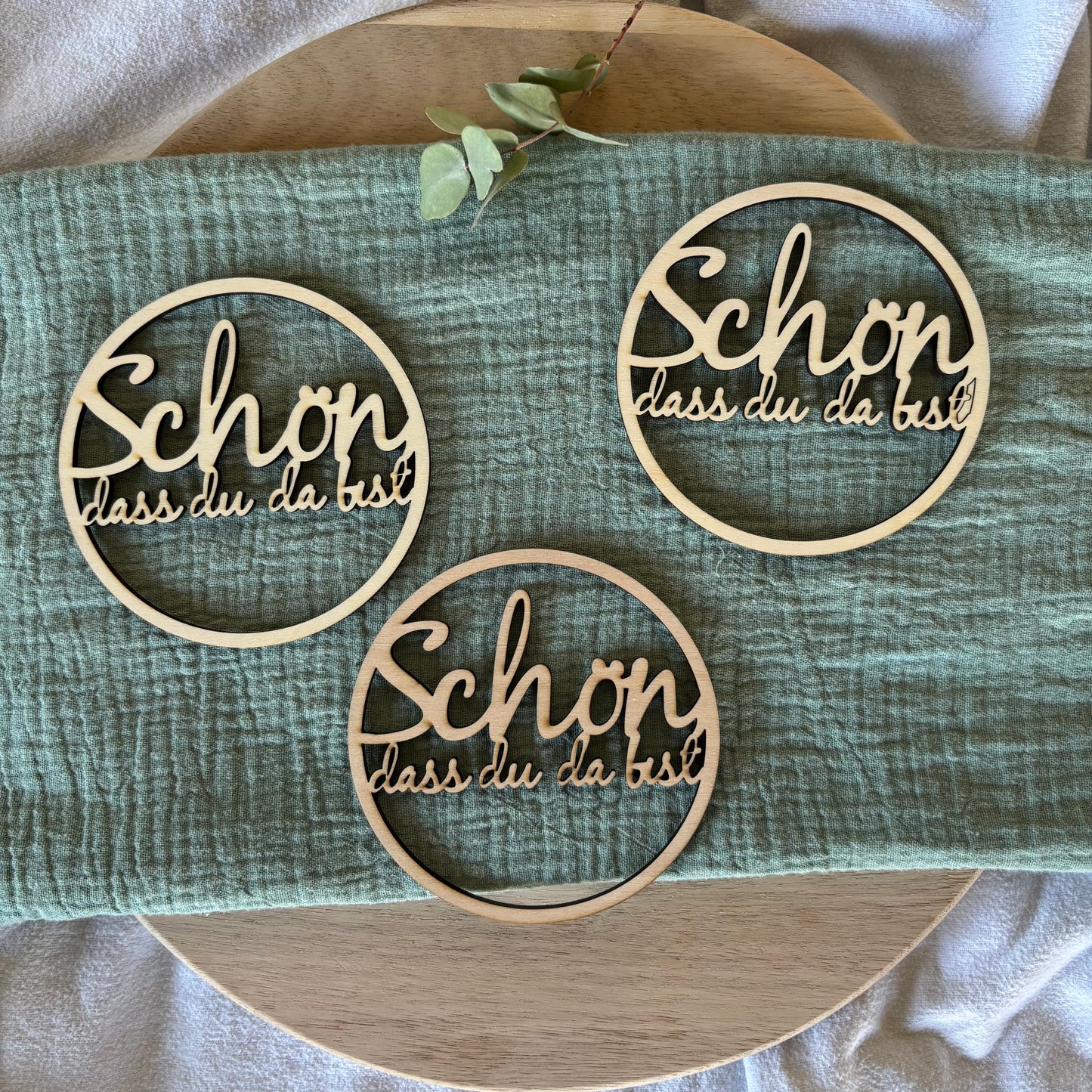 Schön, dass du da bist - Begrüßungskreis aus Holz