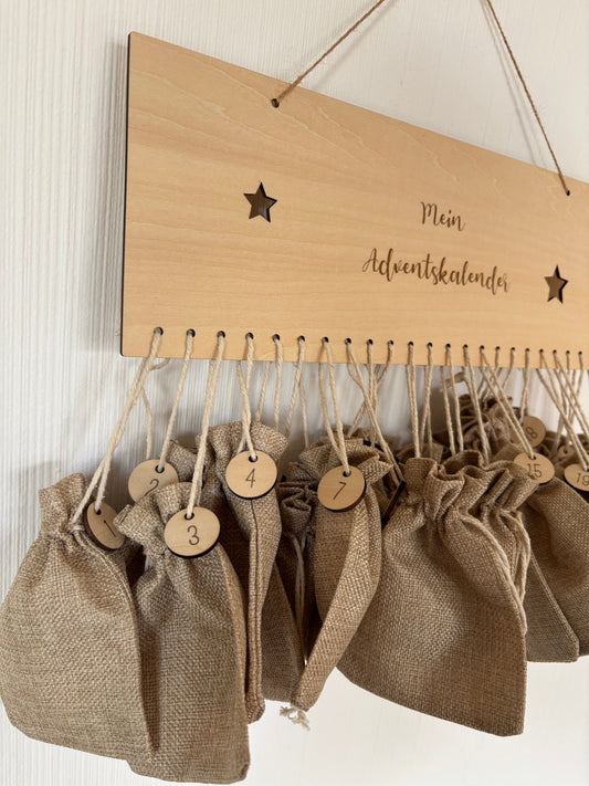 Unser personalisierter Adventskalender aus Holz - nachhaltig, individuell und wunderschön