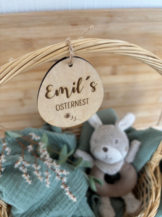 personalisierte Osternest Anhänger aus Holz