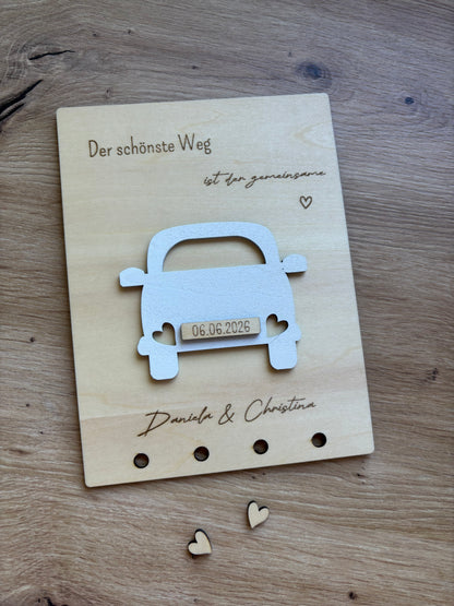 personalisiertes Geldgeschenk aus Holz zur Hochzeit