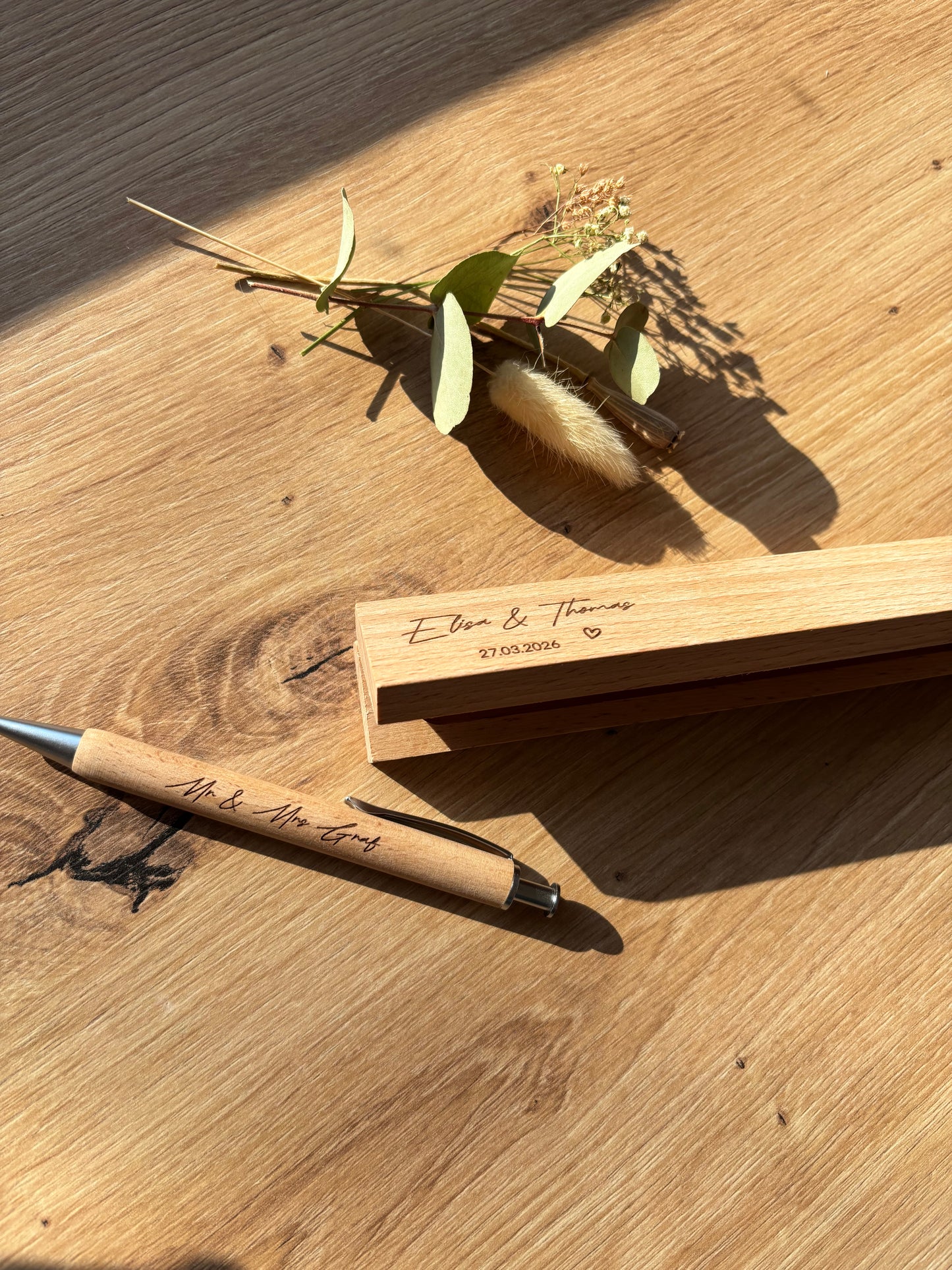 personalisierter Kugelschreiber aus Holz mit Etui