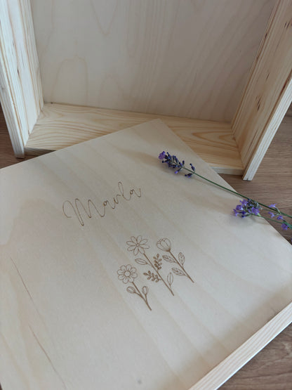 personalisierte Erinnerungskiste aus Holz