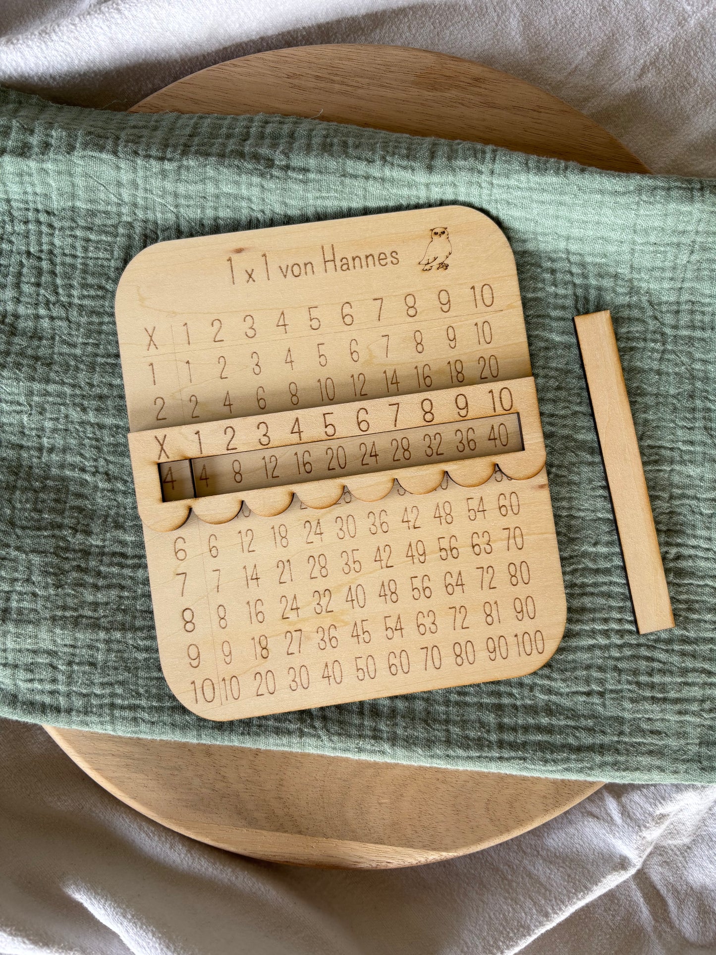 personalisierte 1 x 1 Tafel aus Holz
